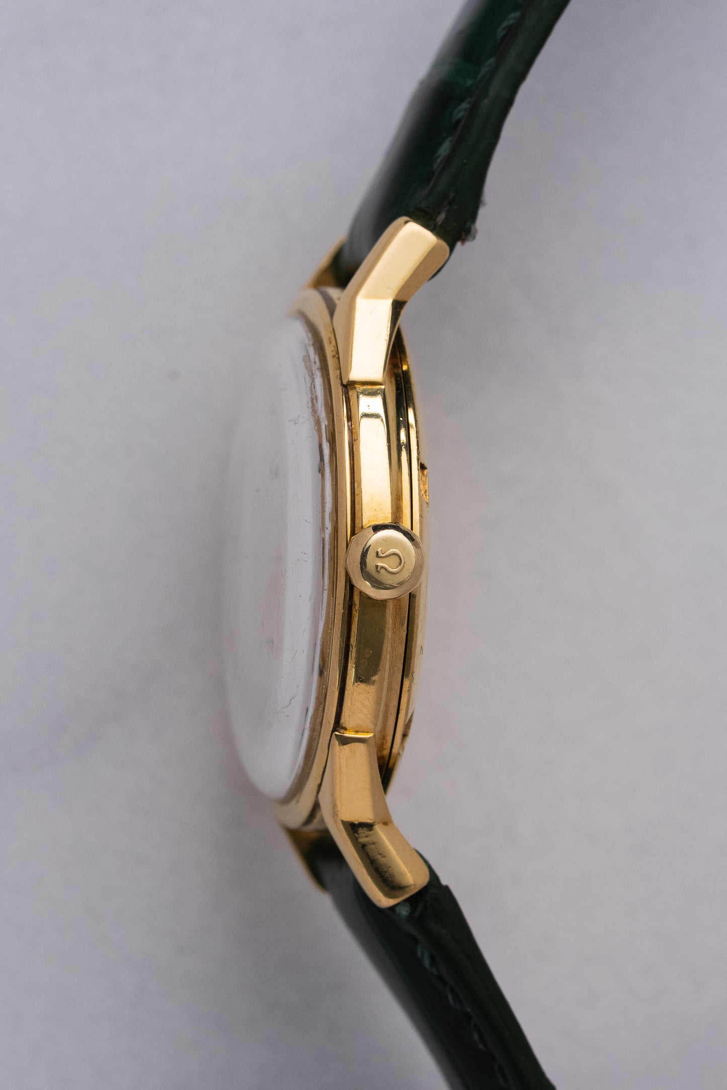 Omega Constellation Ref. 168.005/6 – 18K Yellow Gold